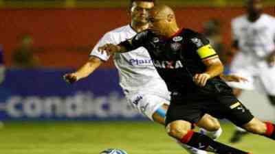 Leão completa fase inicial com 15 de 18 pontos disputados