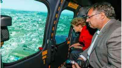 Dilma sobrevoou a cidade de Xanxerê nesta segunda Foto: Roberto Stuckert Filho / Presidência da República Outra portaria publicada hoje no Diário Oficial da União prevê recursos 