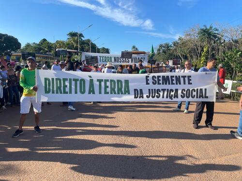 Una: Manifestação reúne produtores rurais e bloqueia ponte por 4 horas em defesa das propriedades e da agricultura