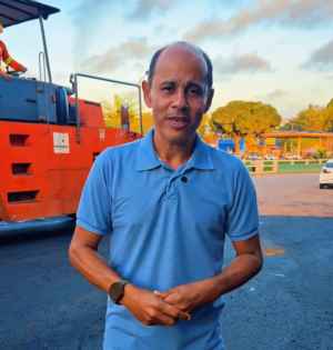 Prefeito Rogério Borges comemora os trabalhos finais da BA-676 entre Una e Colônia